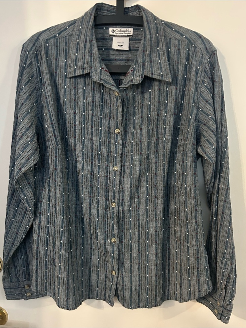 Columbia Women’s Navy and Gray Striped Button-Down Shirt with Stretch size XL